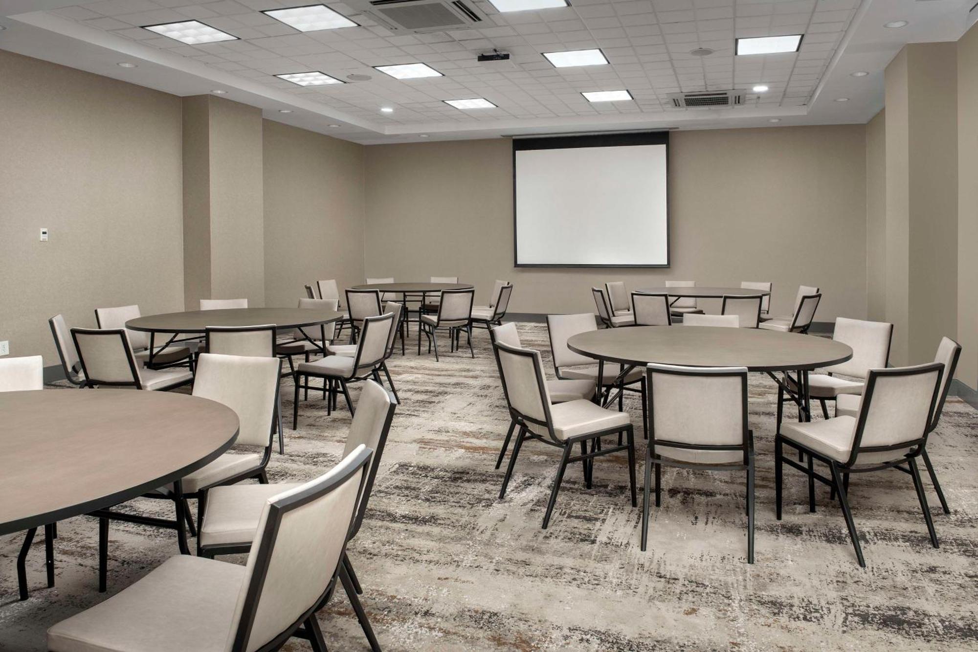 Doubletree By Hilton Chattanooga Hamilton Place Exterior foto